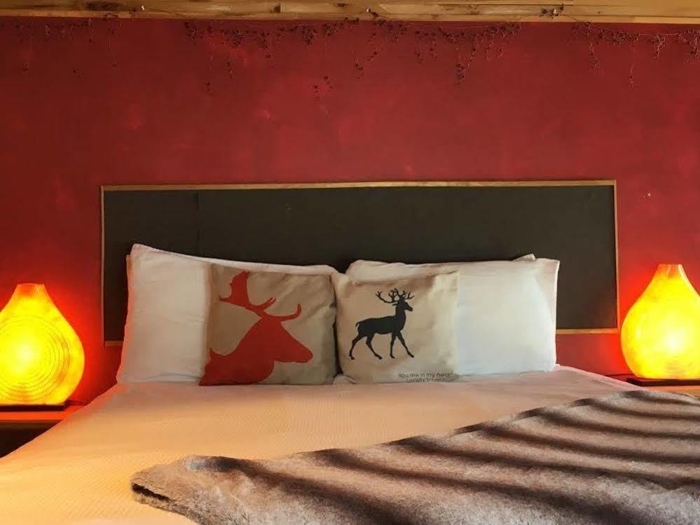 Auberge Couleurs De France Lac-Simon Екстер'єр фото